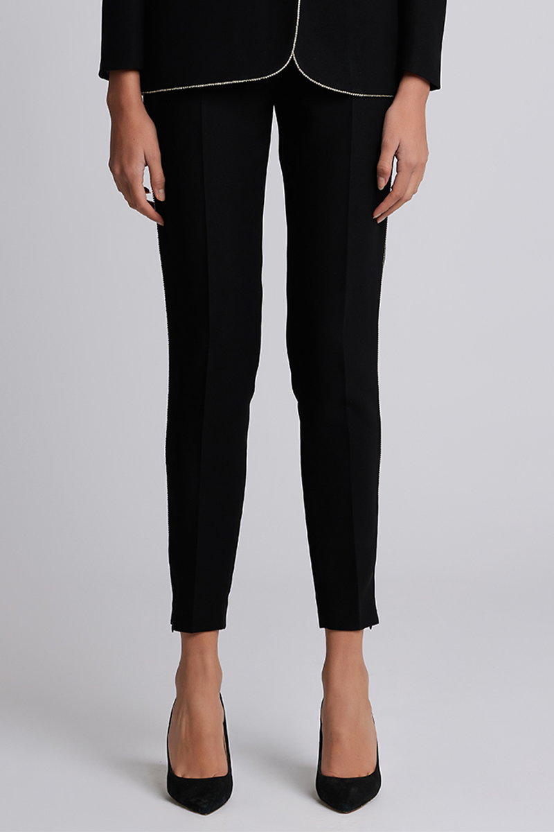 Angela Pant